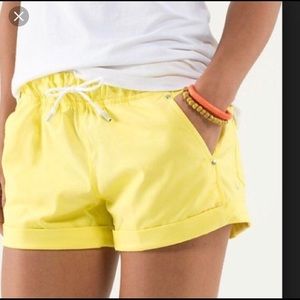 LULULEMON PLAY ALL DAY SHORT